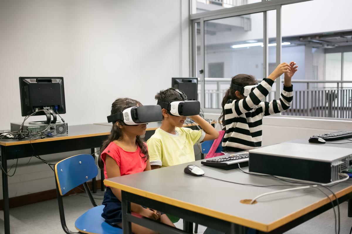 Virtuelle Realität im Bildungsbereich: Möglichkeiten und Herausforderungen